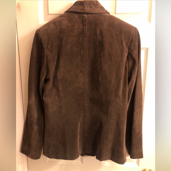 Vintage suede blazer/jacket. 2 button lined. Genuine leather. Front pockets. - Picture 3 of 12